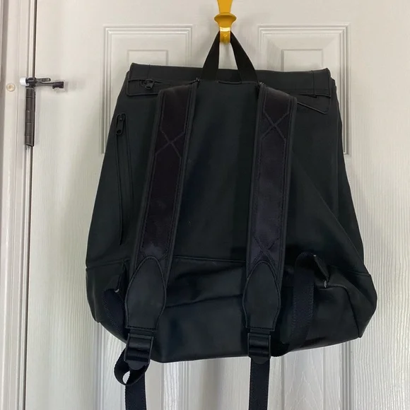 Hunter Backpack Large • Black & Red • Hunter For Target - Picture 6 of 11